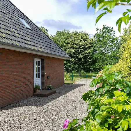 Peters Hus Ferienhaus Esgrus